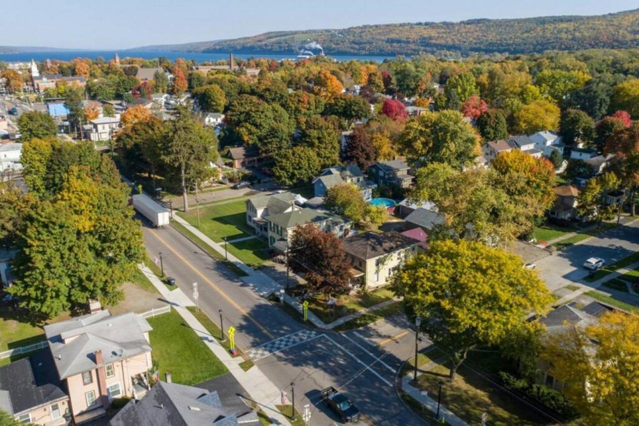 Walk To Parks, Dining & Lake! Game Room! Hot Tub! Watkins Glen Exteriör bild