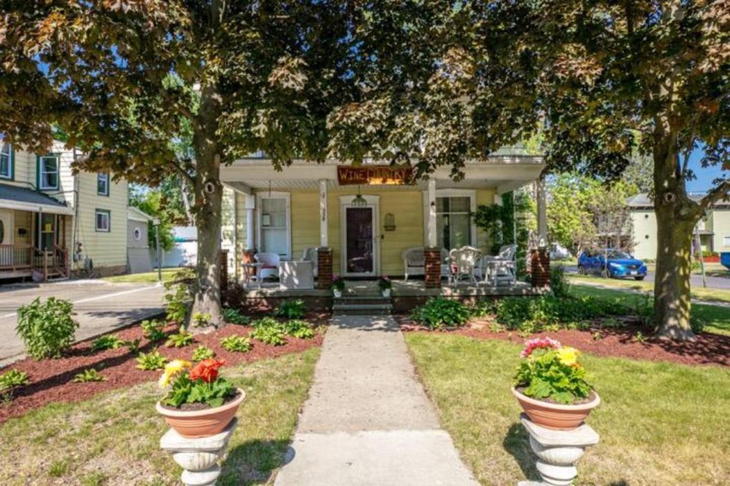 Walk To Parks, Dining & Lake! Game Room! Hot Tub! Watkins Glen Exteriör bild