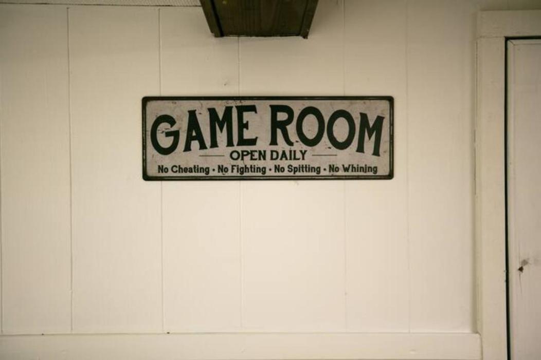 Walk To Parks, Dining & Lake! Game Room! Hot Tub! Watkins Glen Exteriör bild
